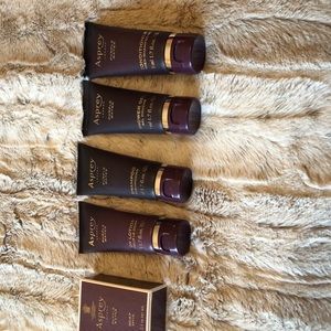 Ritz Carlton toiletries by Asprey Purple Water
